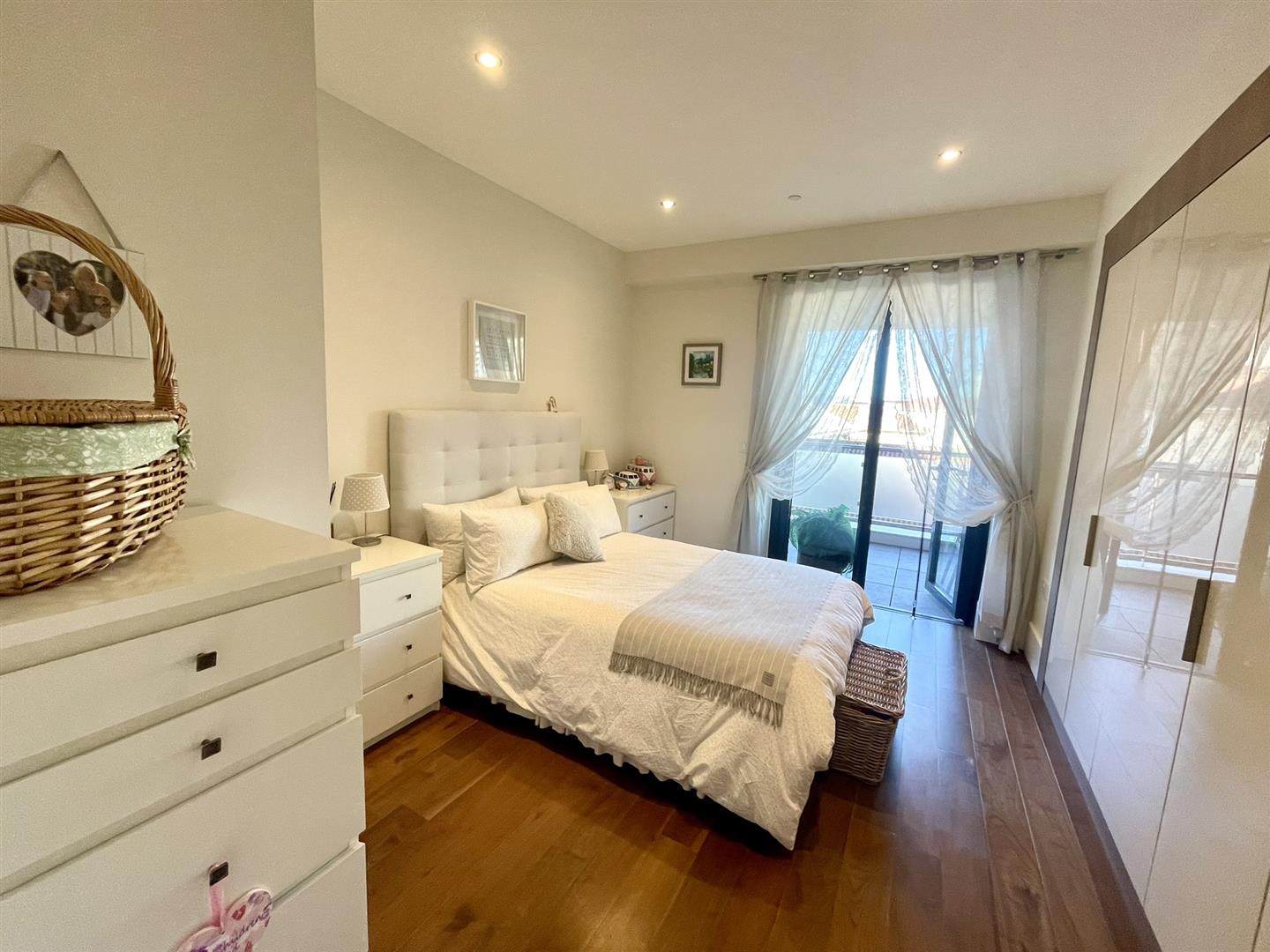 Image of Apartment - 2 Bedrooms - 2 Bathrooms for Sale in Midtown-Gibraltar, Image 7